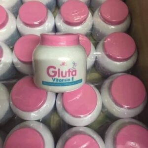 Aron Gluta Vitamin E Moisturizing Collagen Body Cream 200ml for bright and firm skin