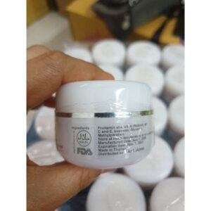 Snow White International Whitening Cream 30g for dark spots and uneven skin tone